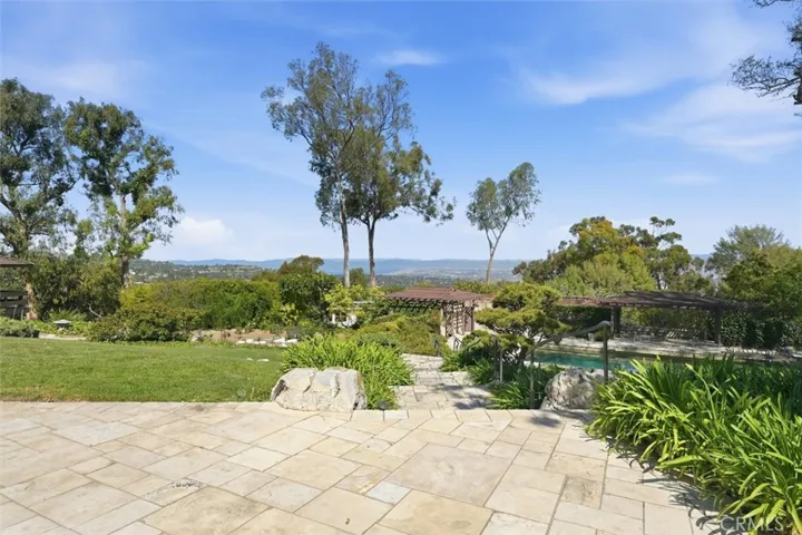 100 Saddleback, Rolling Hills, California 90274