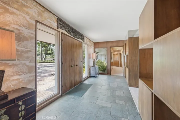 100 Saddleback, Rolling Hills, California 90274
