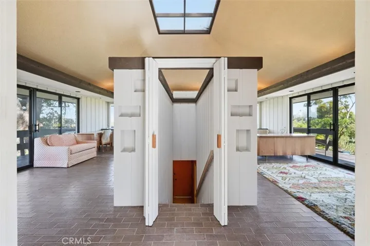 100 Saddleback, Rolling Hills, California 90274