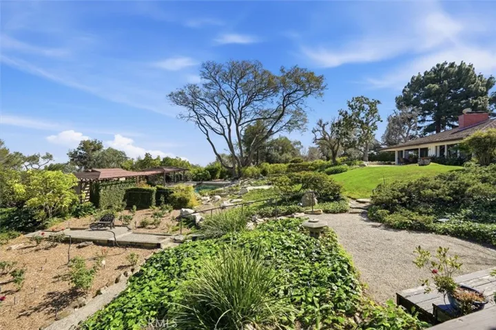 100 Saddleback, Rolling Hills, California 90274