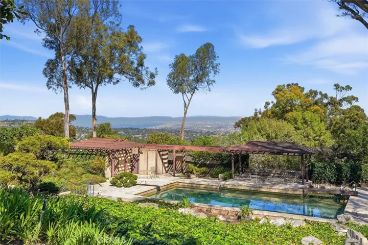 100 Saddleback, Rolling Hills, California 90274