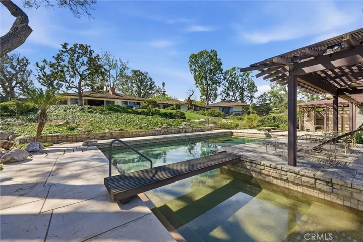 100 Saddleback, Rolling Hills, California 90274