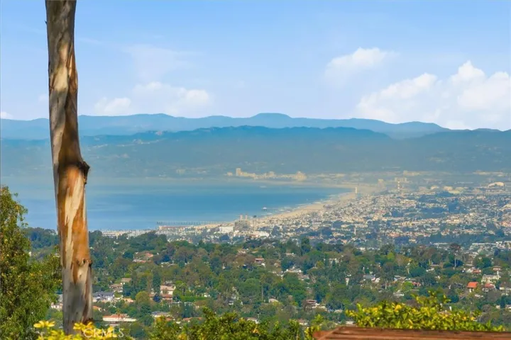 Views of both Santa Monica Bay and LA Harbor