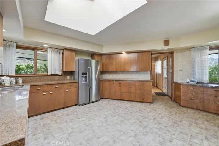 100 Saddleback, Rolling Hills, California 90274