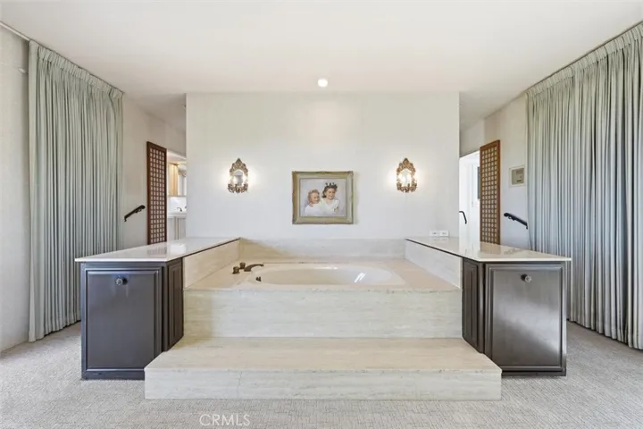 100 Saddleback, Rolling Hills, California 90274