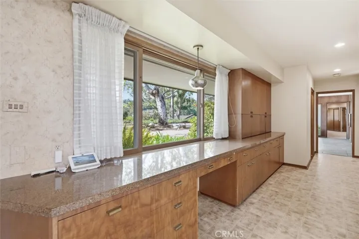 100 Saddleback, Rolling Hills, California 90274
