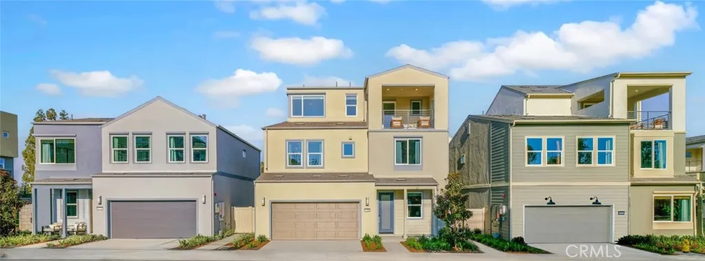 Photos shown are of model only- not actual homesite.