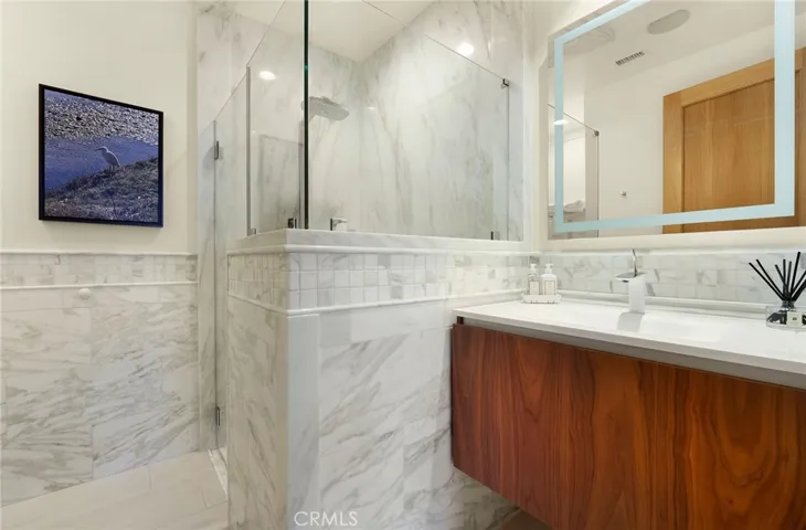 ADU ensuite bathroom