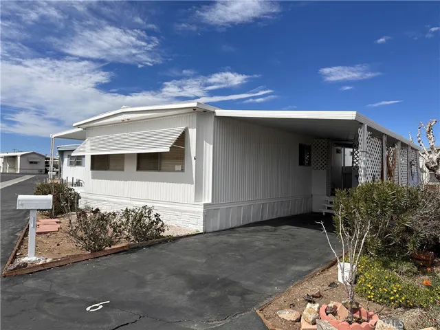 14411 Palmdale Road 6, Victorville, California 92392