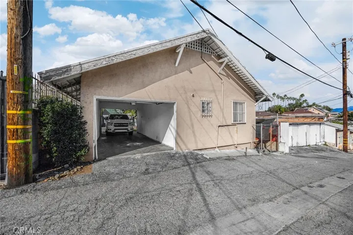 Drive through garage with alley access