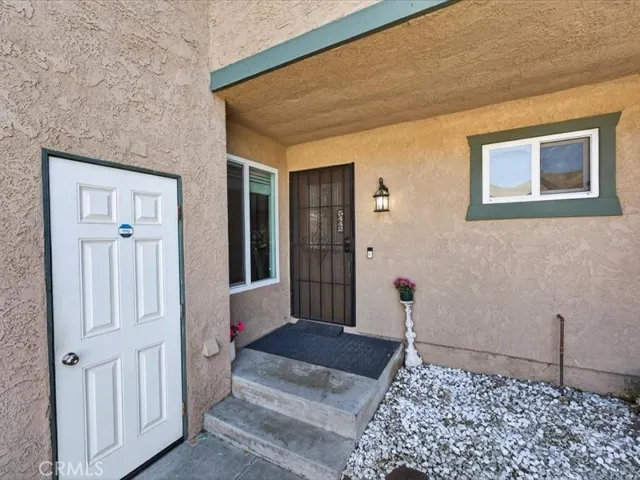 5442 Villa 4, Cypress, California 90630
