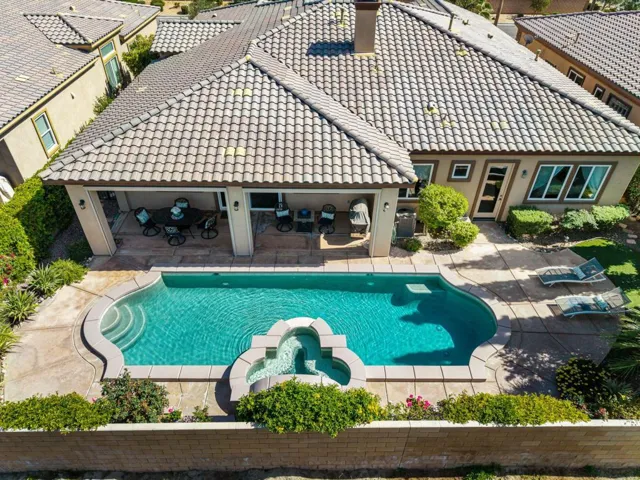 6-web-or-mls-CBPaseo_OPMG_0226_006