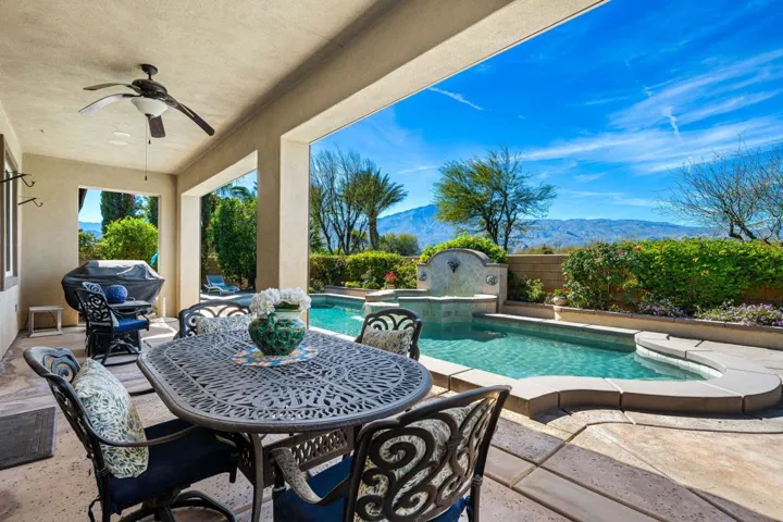 29-web-or-mls-CBPaseo_OPMG_0226_029