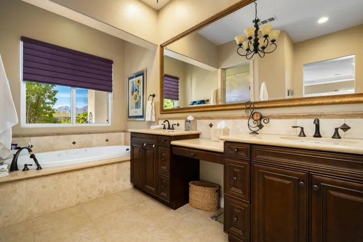 42-web-or-mls-CBPaseo_OPMG_0226_042