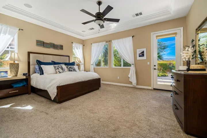 38-web-or-mls-CBPaseo_OPMG_0226_038