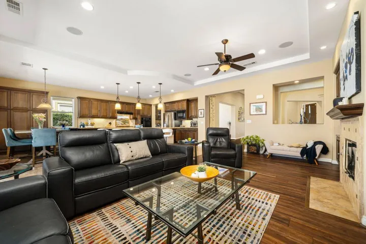 20-web-or-mls-CBPaseo_OPMG_0226_020