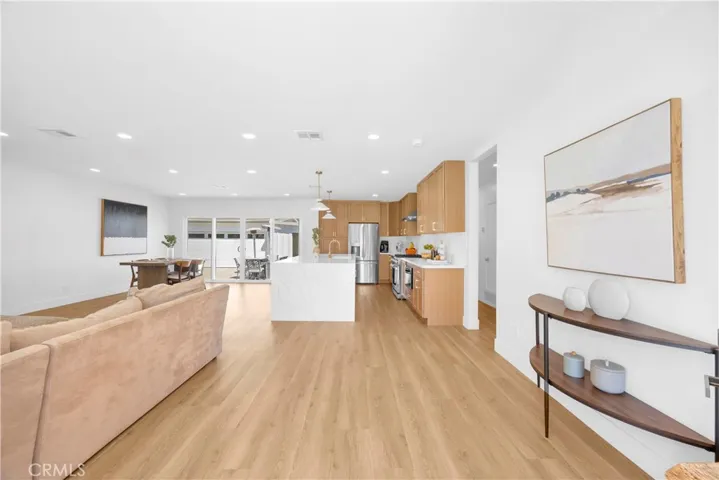 2430 Marber, Long Beach, California 90815