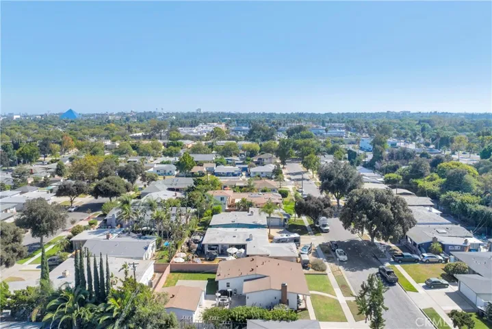 2430 Marber, Long Beach, California 90815