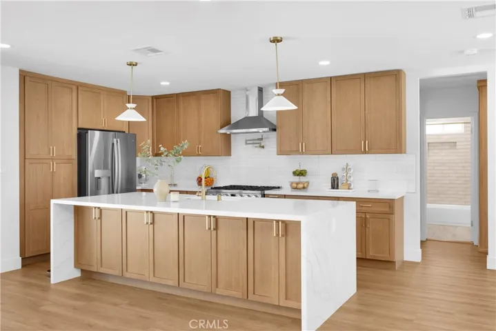 2430 Marber, Long Beach, California 90815