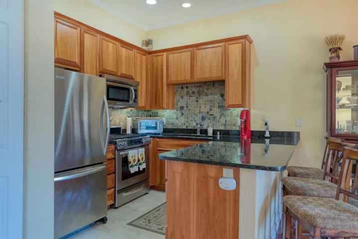 SR #5 Kitchen 1