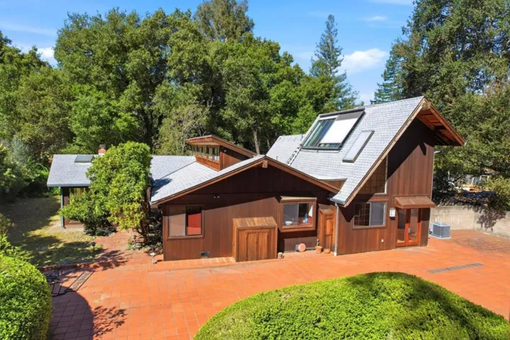 12861 Foothill Lane, Saratoga, California 95070