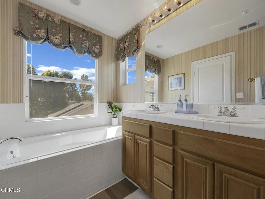 7101 Oso Ave #16, Winnetka -HsHProd-33