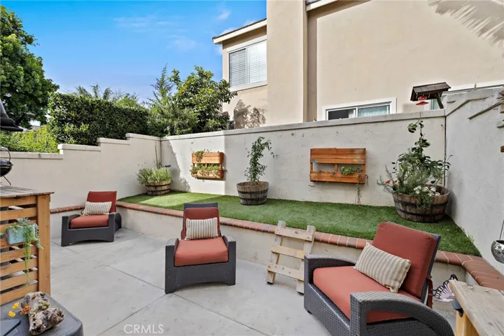 156 Seacountry Lane, Rancho Santa Margarita, California 92688