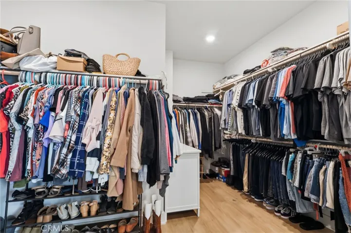 Master Walk In Closet