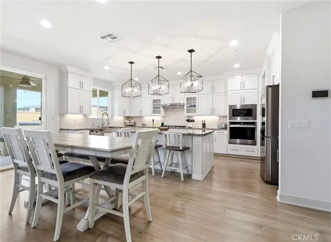 Kitchen/Dining