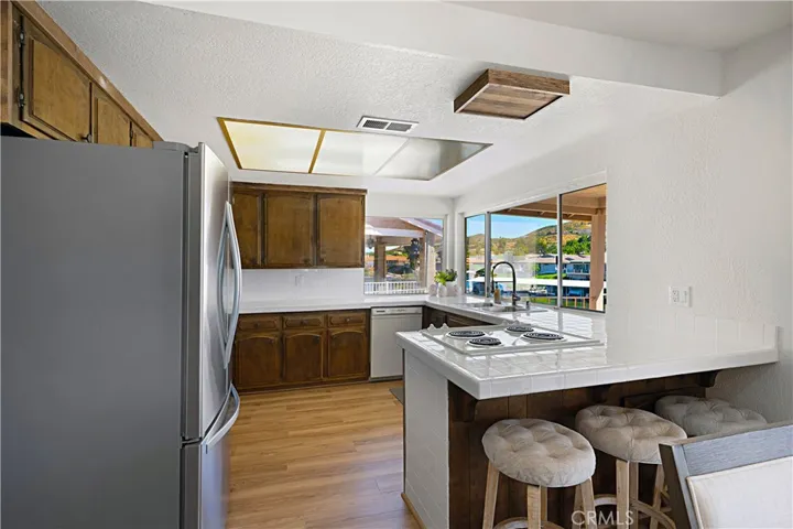 30449 Sea Horse, Canyon Lake, California 92587