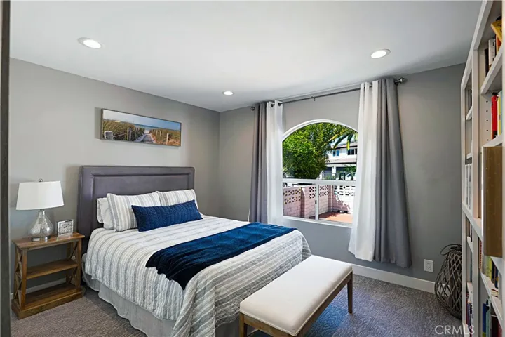 Guest bedroom
