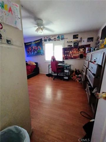 Large guest bedroom