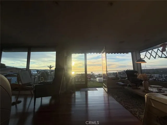 988 Acapulco, Laguna Beach, California 92651
