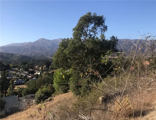 North towards mountains