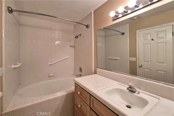 Guest Bath on Entry Level