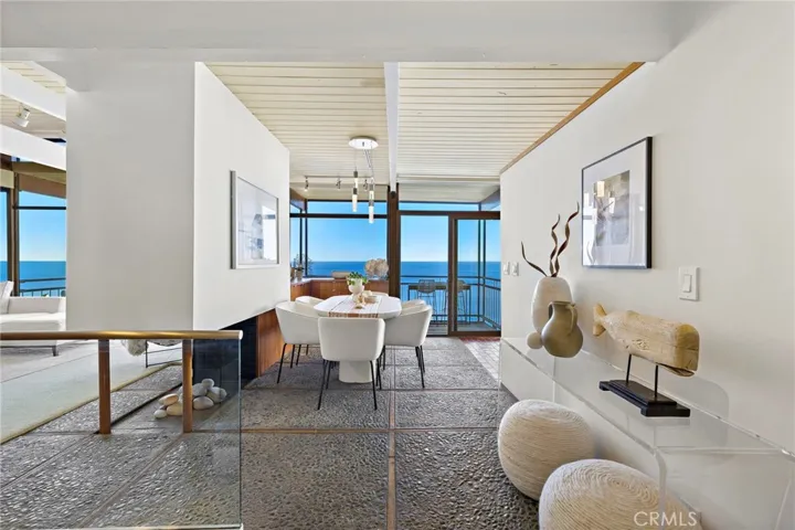 2581 Iris, Laguna Beach, California 92651