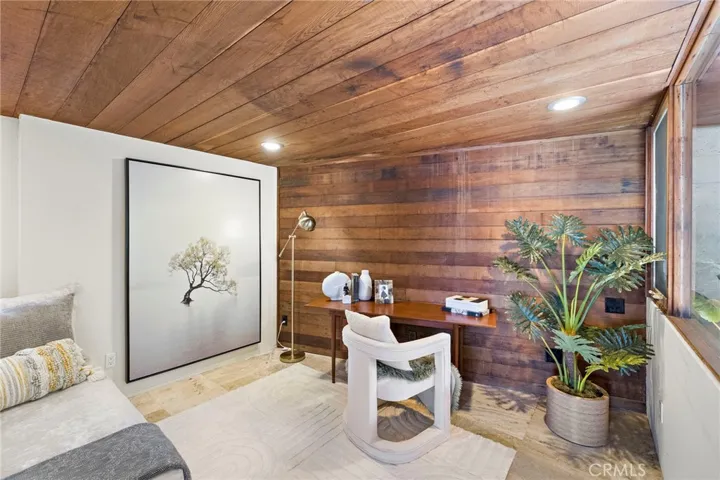 2581 Iris, Laguna Beach, California 92651