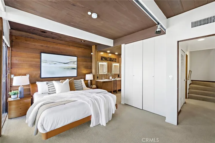 2581 Iris, Laguna Beach, California 92651