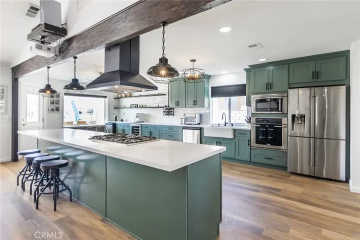 14363 Ironsides, Helendale, California 92342