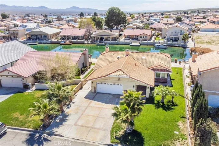 14363 Ironsides, Helendale, California 92342