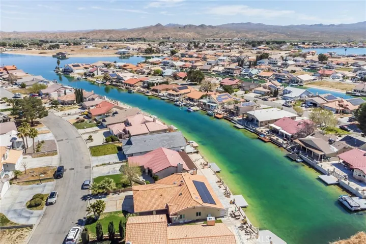 14363 Ironsides, Helendale, California 92342