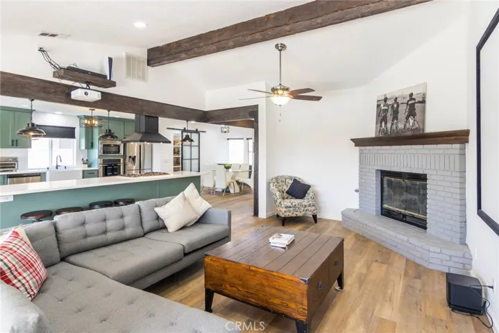 14363 Ironsides, Helendale, California 92342