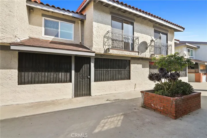 FRONT OF UNIT #26