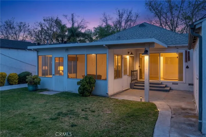 6119 Blackthorne Avenue, Lakewood, California 90712