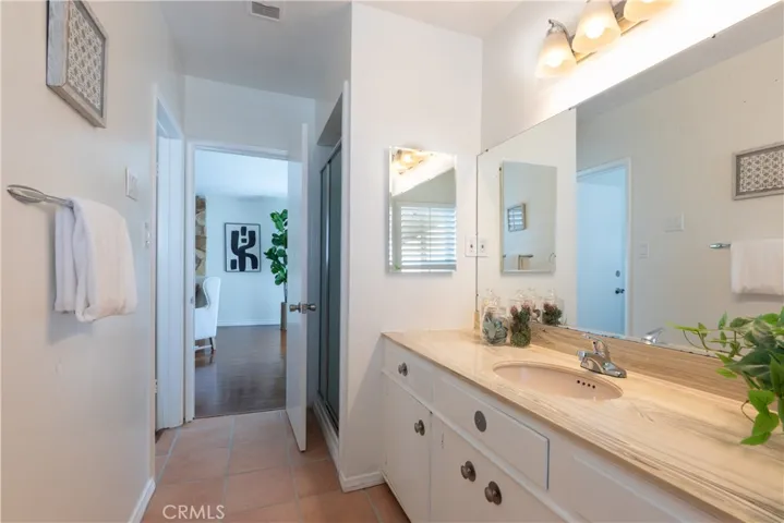 6119 Blackthorne Avenue, Lakewood, California 90712