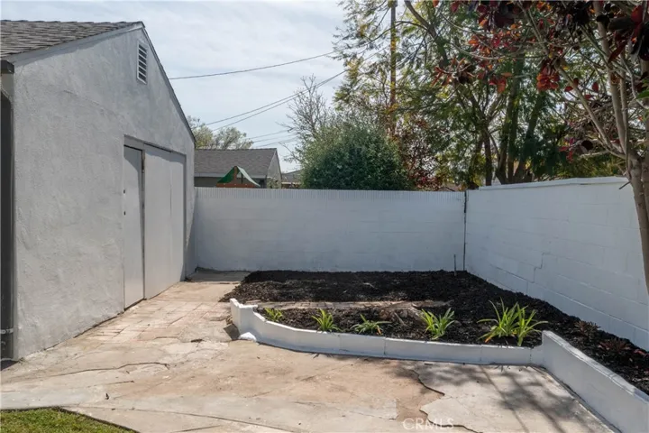 6119 Blackthorne Avenue, Lakewood, California 90712