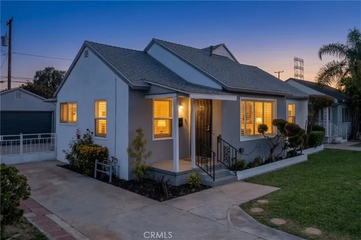 6119 Blackthorne Avenue, Lakewood, California 90712