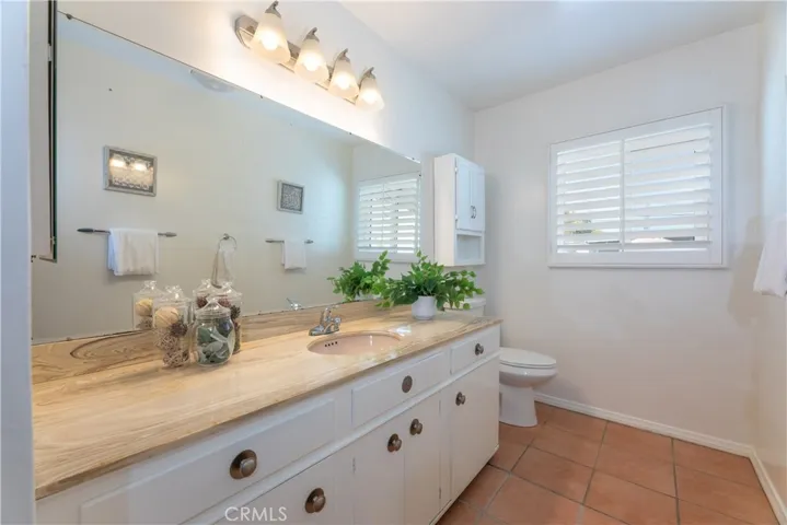 6119 Blackthorne Avenue, Lakewood, California 90712