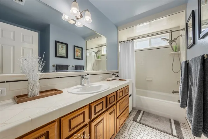 5552 Pebble Beach, Yorba Linda, California 92886