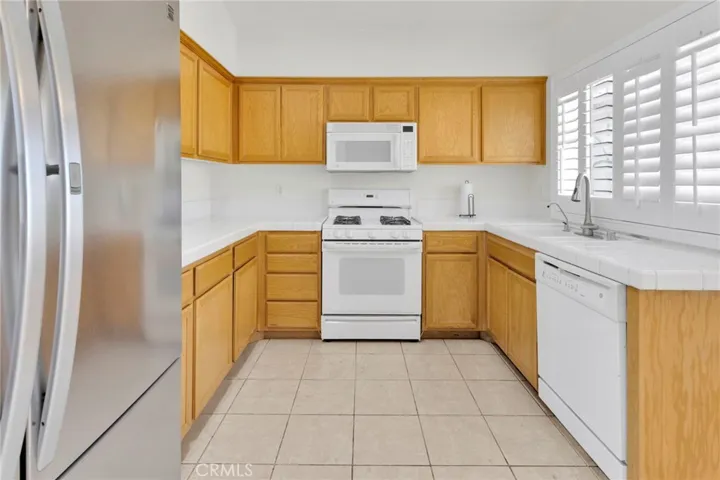 11220 Country Club Drive, Apple Valley, California 92308